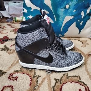 Nike Black and White Wedges